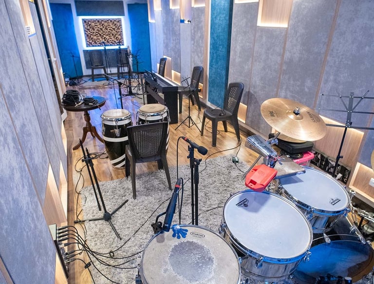 sala de ensayo estudio de grabación y producción monochrome records