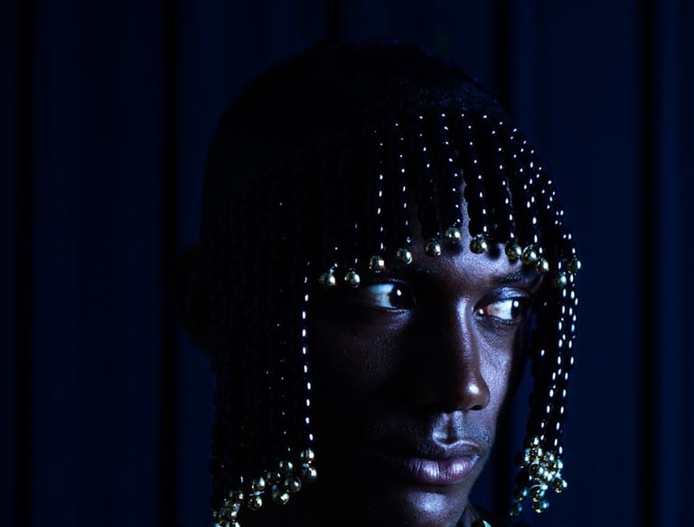 Editorial de Moda O Pente
