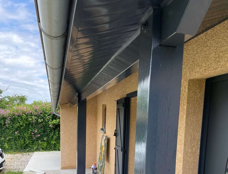 Peinture sur bois extérieur