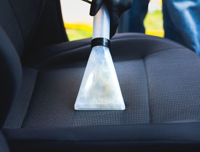 autolavaggio Treviglio, Caravaggio, rivolta d'adda, cassano D'adda, lavaggio sedili 