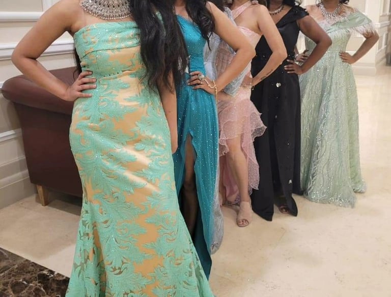 Beautiful dress ethnic design lehengas dress traditional dress