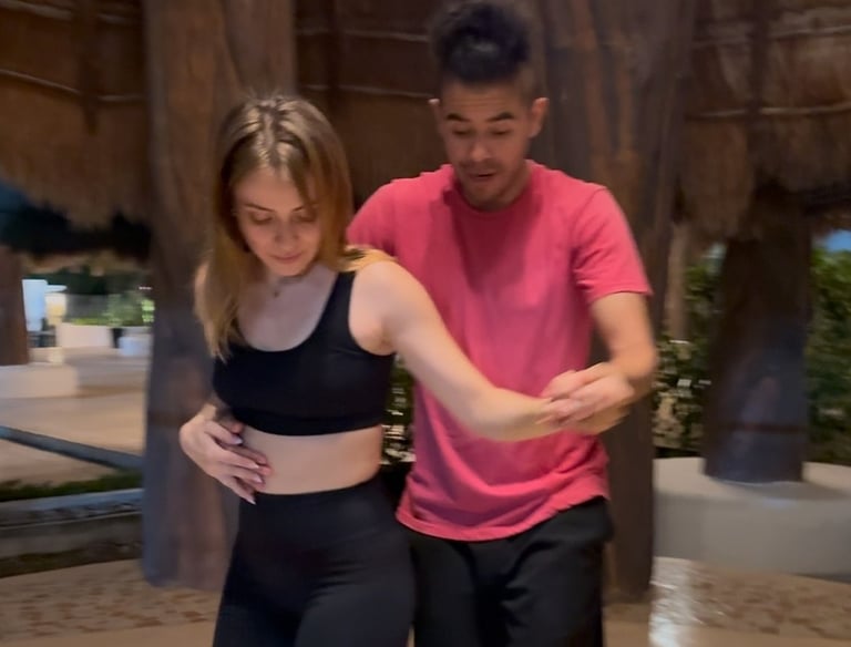 Bachata private class in Playa del Carmen México