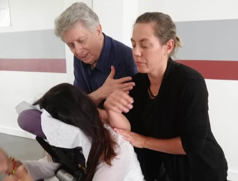 massage amma assis, massage habillé sur chaise ergonomique