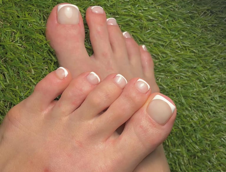 Prancuziškas pedikiūras mūsų klientes