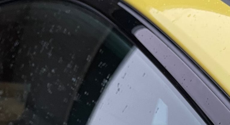 traitement hydrophobe vitres pluie sécurité 