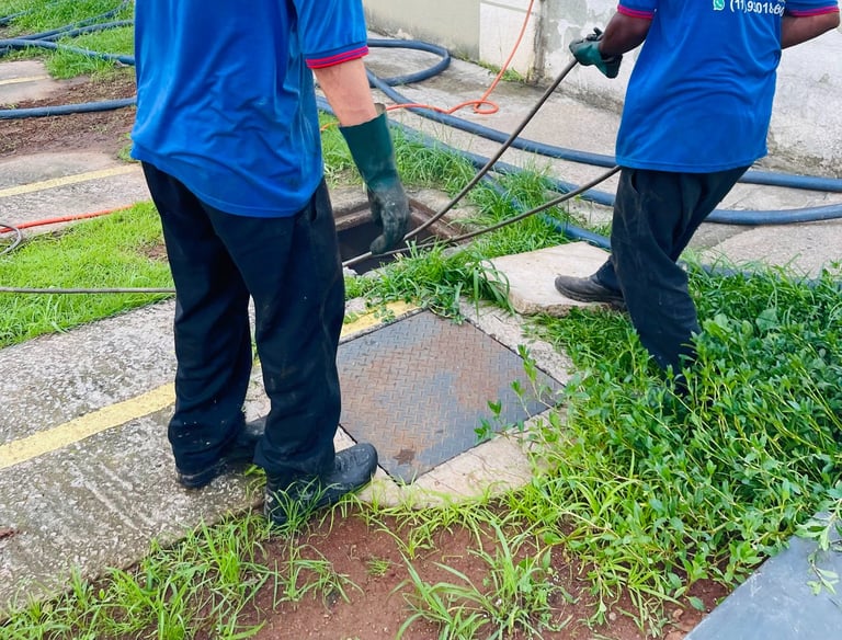 desentupimento de rede de esgoto