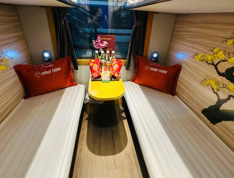 Two lower sleeper berths in Hana Train Deluxe Cabin