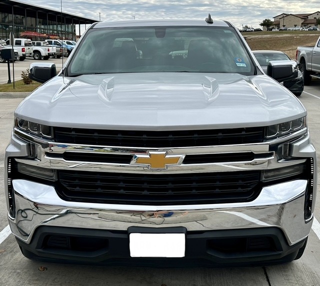 This Chevy Silverado is looking clean after is detail!