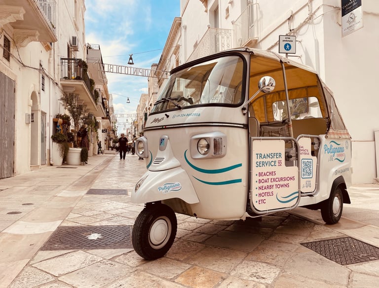 Ape Calessino tuktuk in polignano a mare