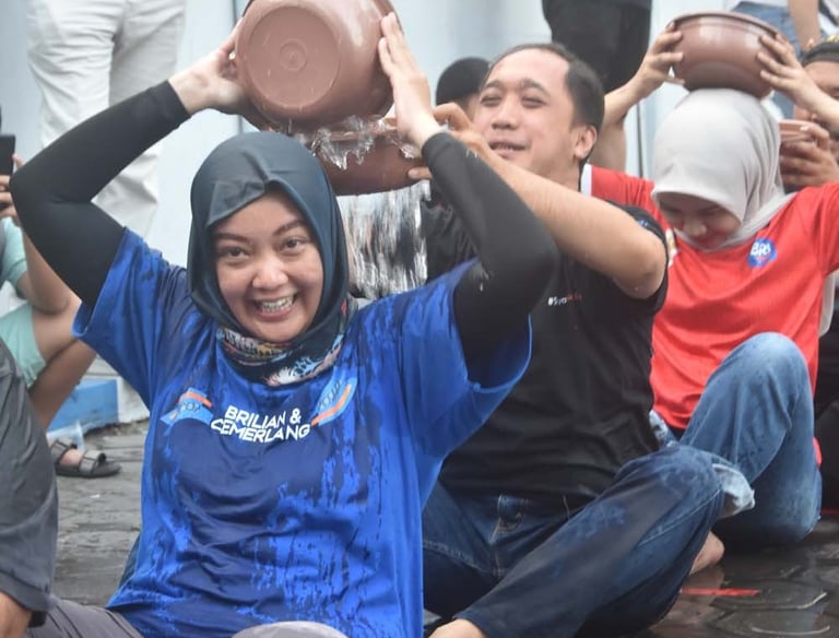 keseruan lomba memperingati HUT RI Ke 80
