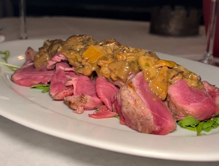 Piatto carne bistecca tagliata Il Fondaccio Dai dottori - Ristorante Castellina in Chianti 