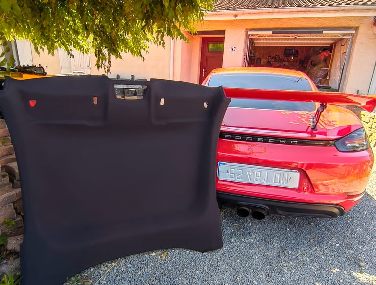 Réfection complète du ciel de toit Porsche Cayman S