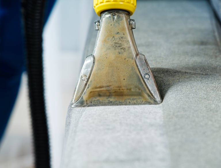 Pranie Tapicerki Śląsk Sofy, kanapy, narożniki, wersalki, fotele, krzesła, materace, tapicerka mocz