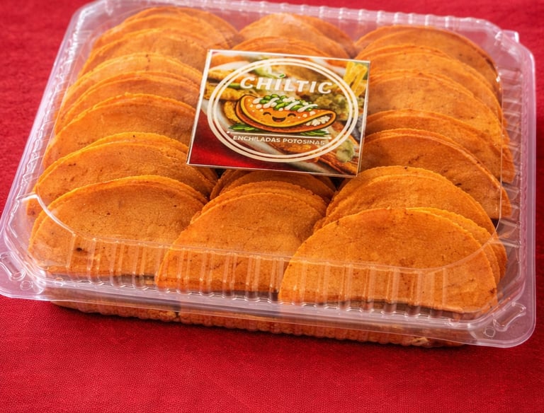 30 enchiladas potosinas CHÍLTIC recién hechas con maíz nixtamalizado y queso fresco artesanal casero