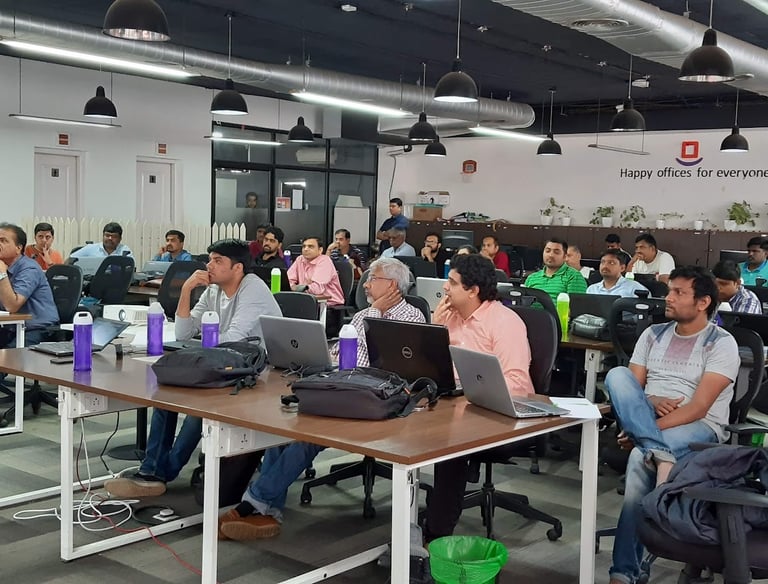 Fin Sculpt Academy student receiving course completion certificate in stock market education. Fin Sc