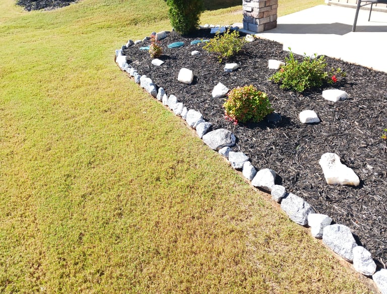 TLC Upstate Mulch & Pine Needle Installation