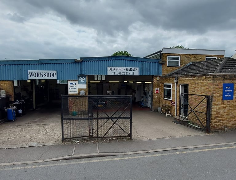 Old Forge Garage MOT Centre Belvedere