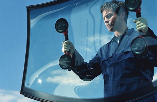Auto glass repair