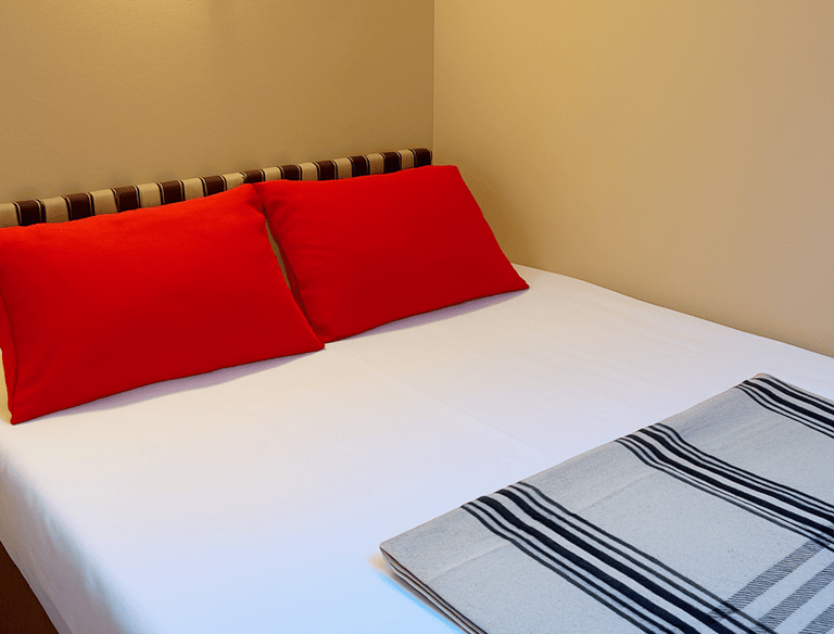 Fatih Yenikapı’da uygun fiyatlı, ucuz otel, temiz double oda, özel banyo