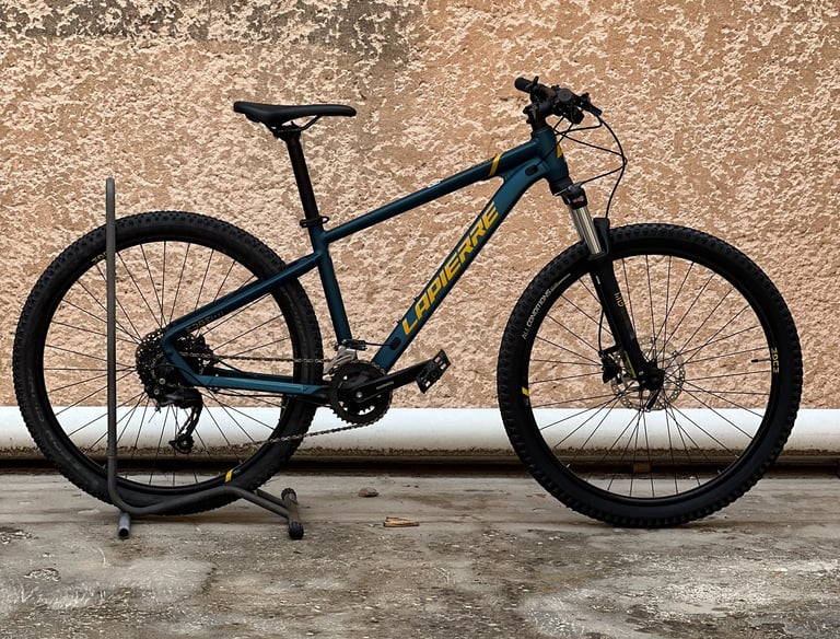 Image d'un vélo d'occasion en vente dans le magasin