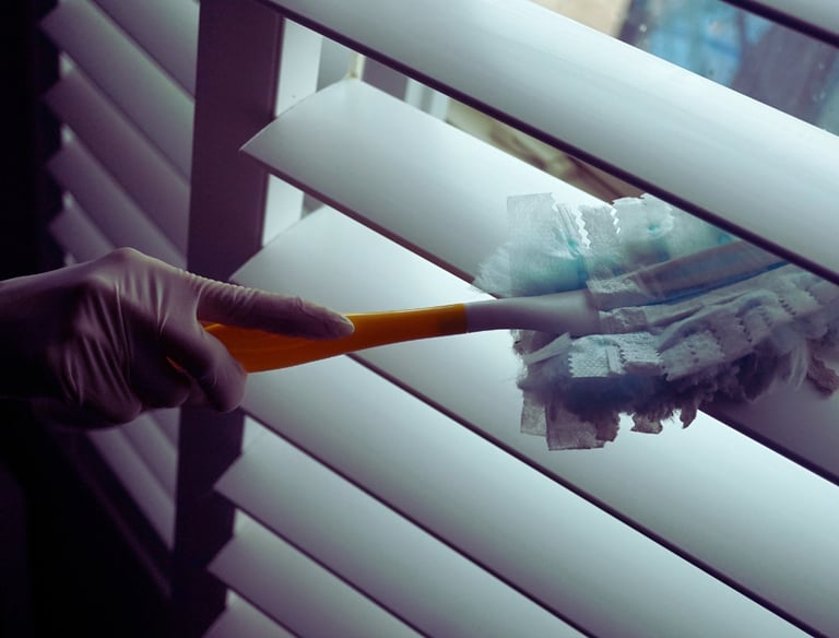 Dépoussiérage et Nettoyage des Stores et Volets à bruxelles