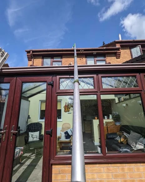 gutter clear using vacuum