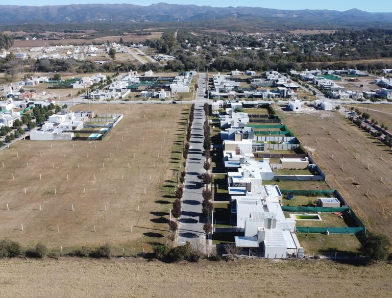 desarrollo urbano proyectos de loteo escorrentia tendido electrico obra de agua