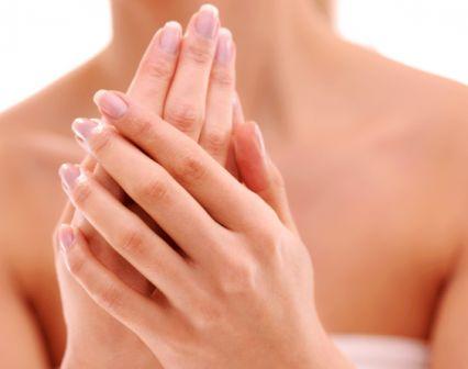 mani e pelle idratate e ringiovanite da trattamenti Dott. Porro