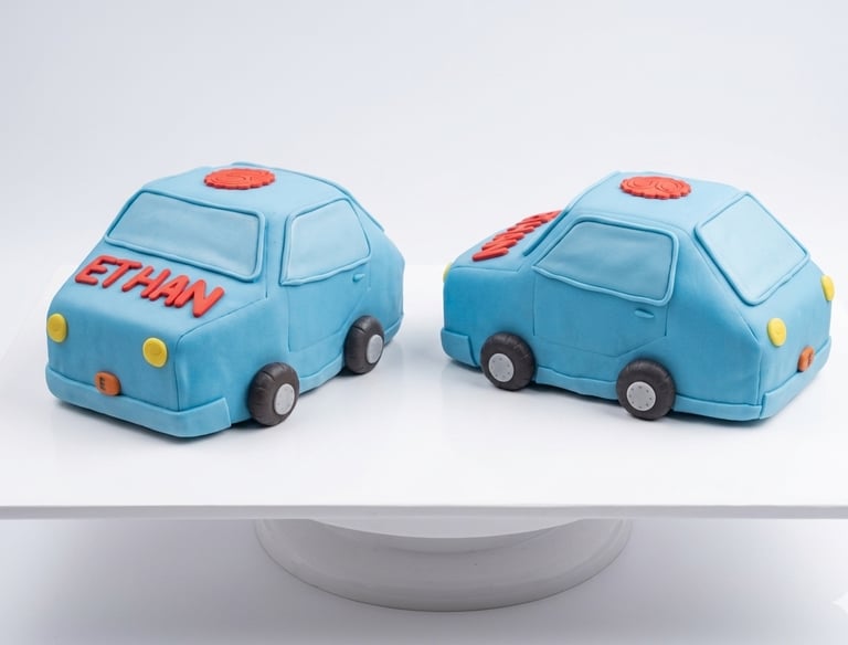 Torta temática infantil en forma de autito creada por Cocina con Ely, elaborada artesanalmente en fo