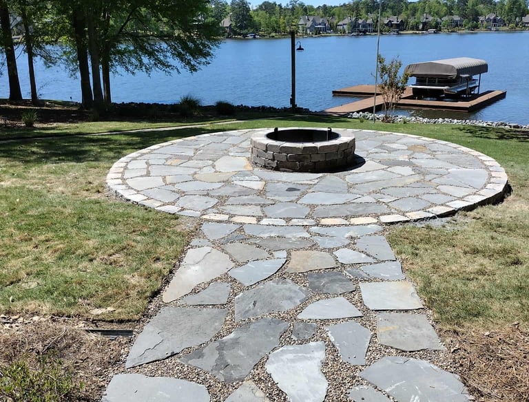 Flagstone fire pit area. outdoor living Lake Oconee