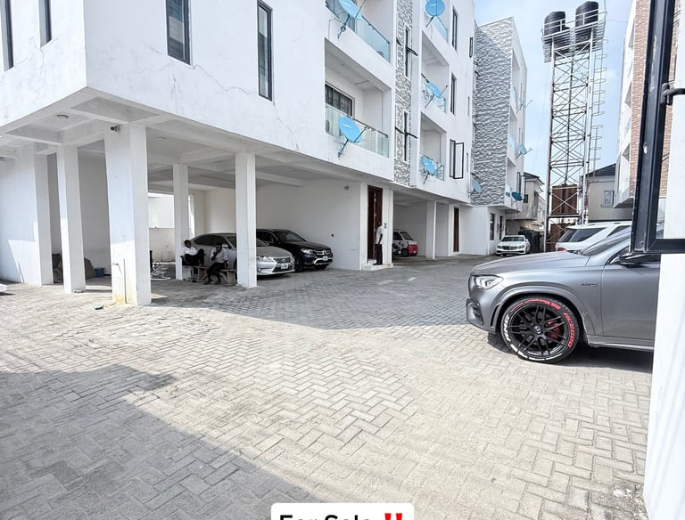 For Sale: 2-Bedroom Apartment in Agungi, Lekki