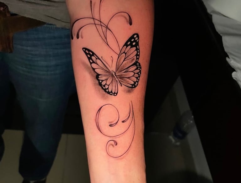 Fine Line Tattoo Hurghada – Precision & Minimal Design