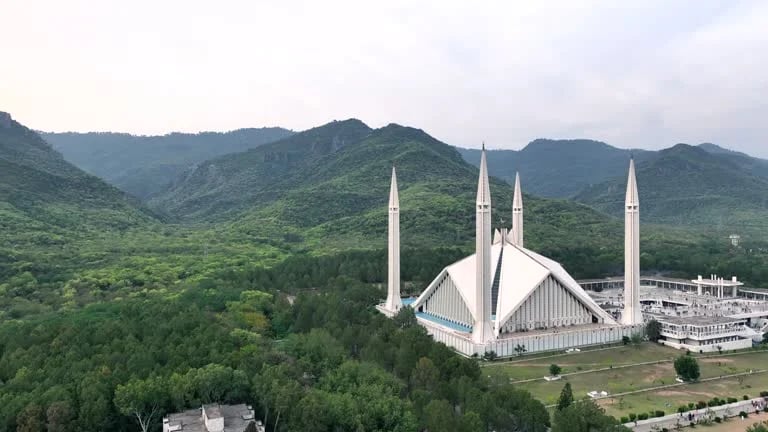 Faisal masjid, Islamabad city view