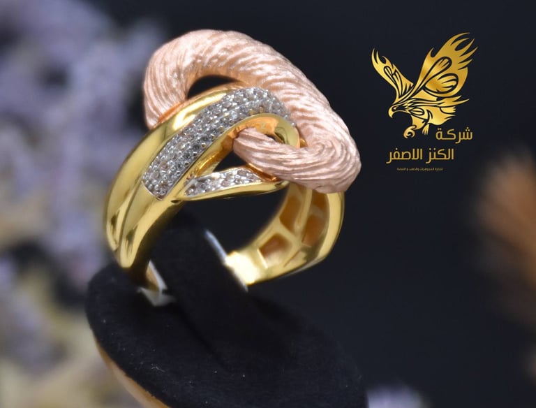 a variety of gold rings with diamonds  | Alkanz Alasifar | Antalya Jewellery