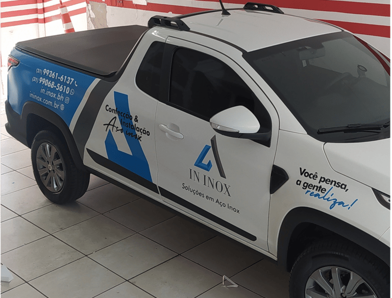 plotagem parcial de carro adesivos