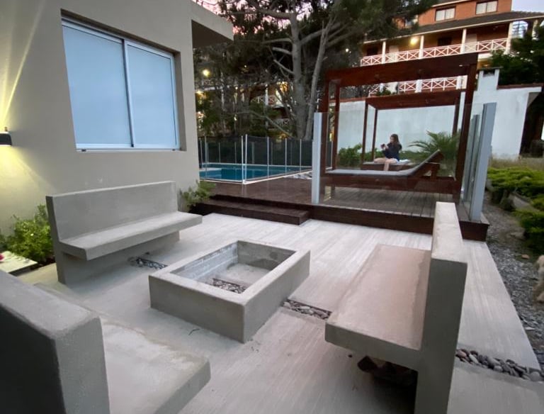 moderno fogon exterior zona piscina