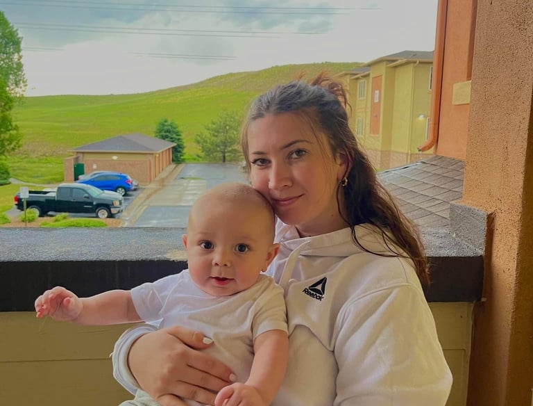 Emily Gilmore and daughter, Kali Gilmore