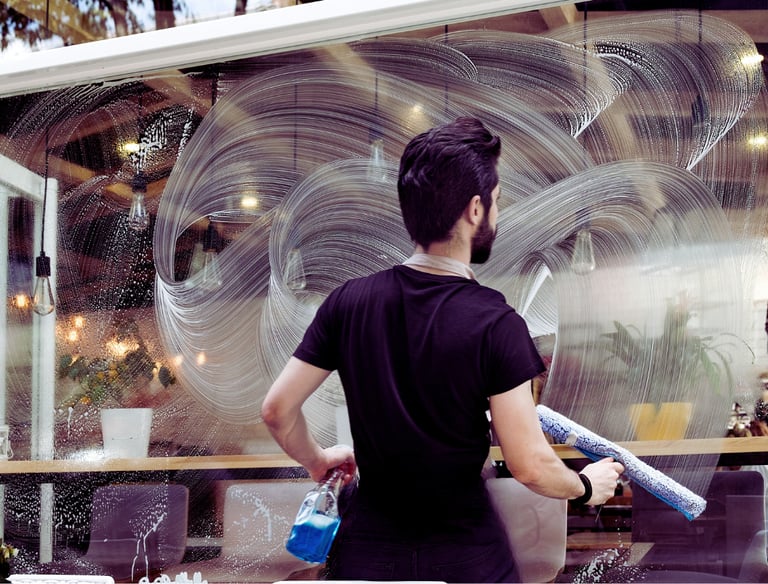 Nettoyage des Vitrines et Façades Commerciales à bruxelles