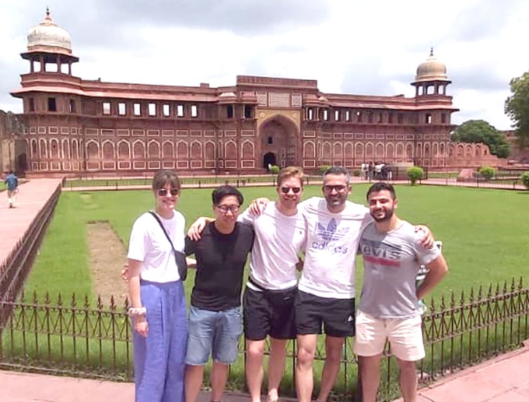 Agra Taj With Fatehpur Sikri Tour