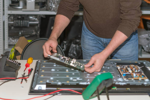 LED TV Repair Hub – 4K LCD TV circuit board repair experts in Delhi NCR for screen & hardware issues
