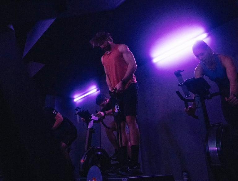 Alexandre Abbas en cours d'Athletic Lift chez Episod à Paris