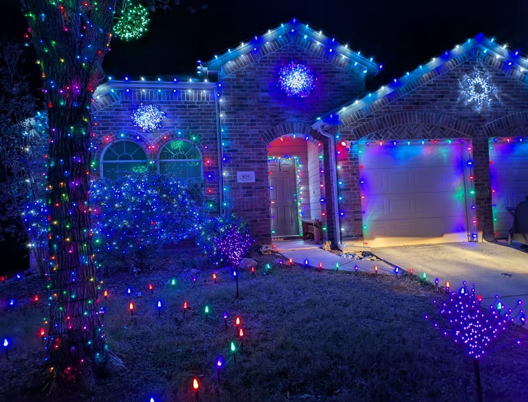 custom holiday lighting lease packages