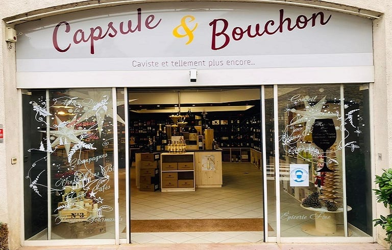 devanture-capsule-et-bouchons-rioz