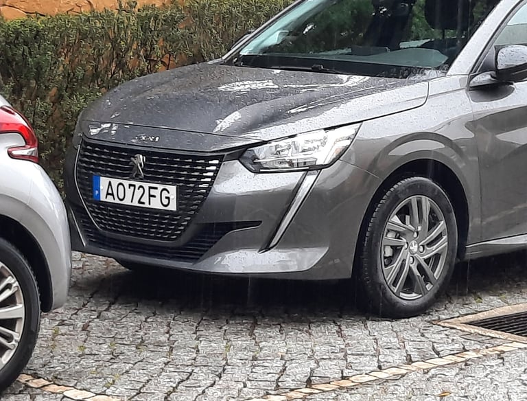mooie peugeot huurauto