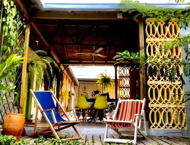 Terraza amplia y confortable de Casa Bela