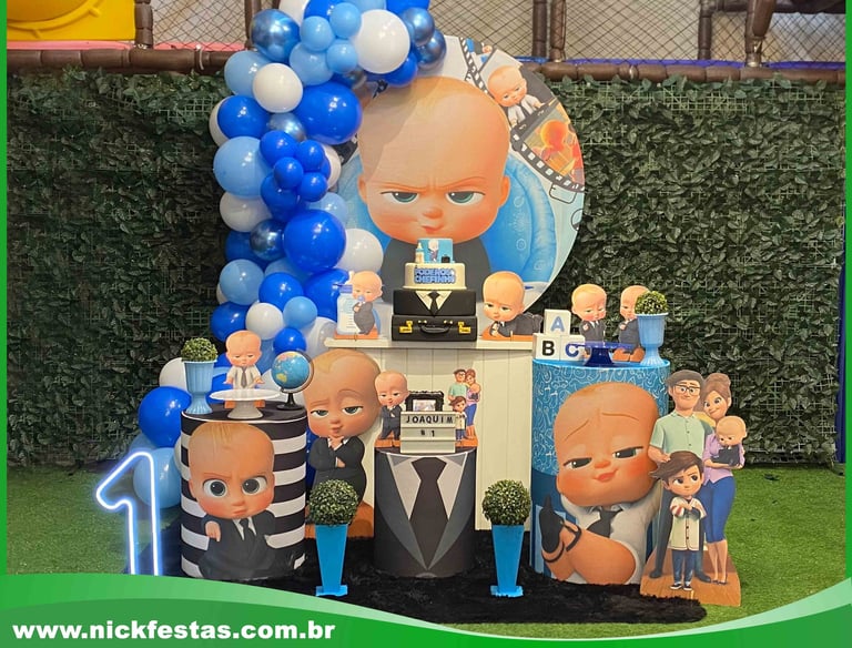 Decoração infantil tema Poderoso Chefinho com cores divertidas e detalhes modernos para festa