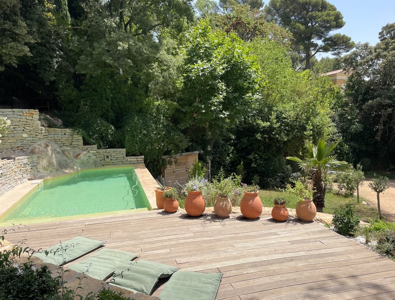 Piscine terrasse Location Maison Vacances Bastide La Courlette Marseille vue panoramique avec vue