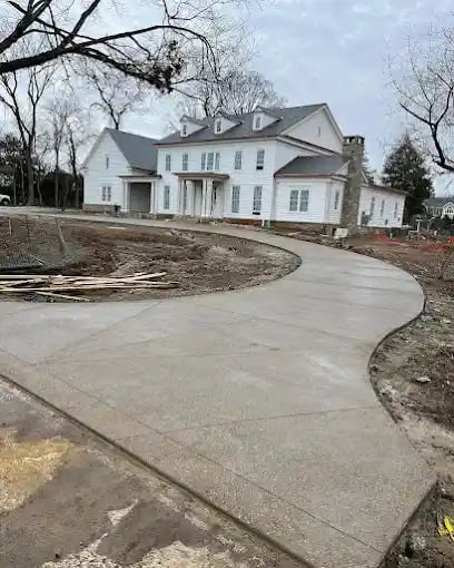 a driveway with a driveway and driveway with a driveway