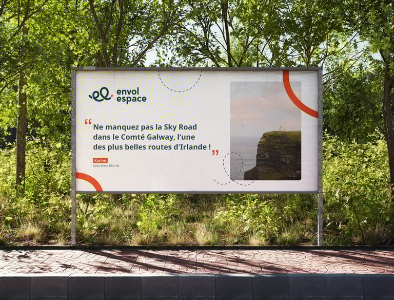 Déclinaison de l'identité visuelle d'envol espace, leader du voyage scolaire par Tuuk studio