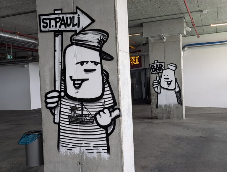 Street art graffiti in Green Bunker St. Pauli Hamburg / Street Art Graffiti im Grünen Bunker St. Pauli Hamburg